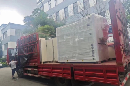 使用反應(yīng)釜高低溫一體機時要注意這些環(huán)境因素！