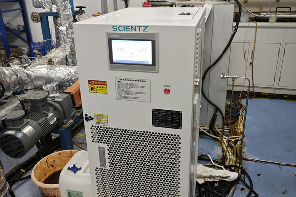 2025年制冷加熱控溫系統(tǒng)的技術(shù)如何突破？自適應(yīng)相變材料與AI算法的融合